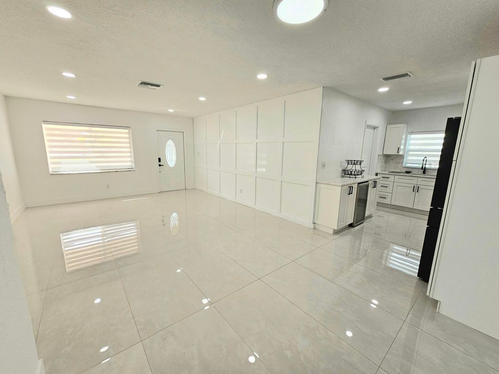 7304 Westwood Drive, Tamarac, FL 33321