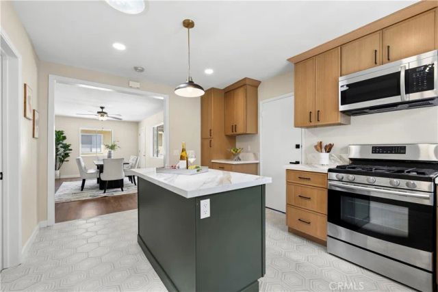 3405 W Brady, Anaheim, CA 92804