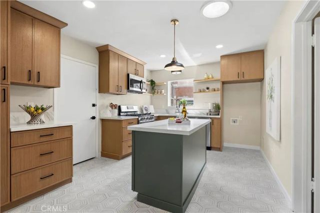 3405 W Brady, Anaheim, CA 92804