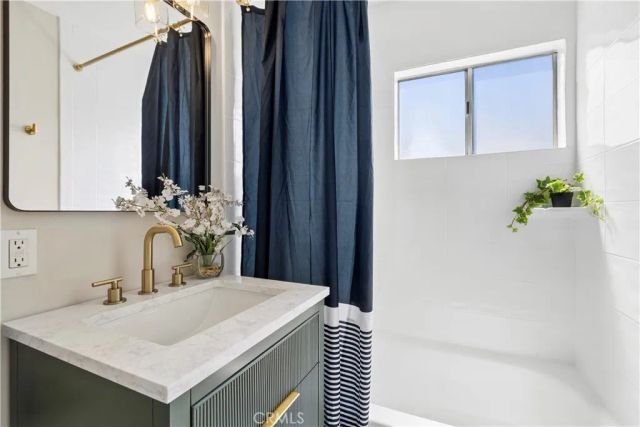 3405 W Brady, Anaheim, CA 92804
