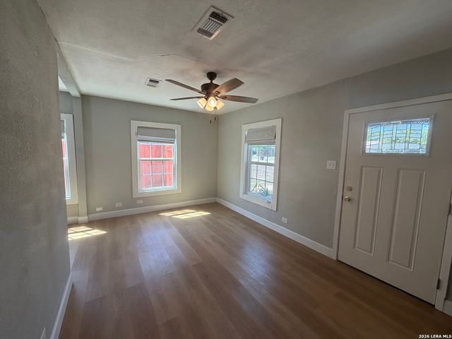1630 San Angelo, San Antonio, TX 78201