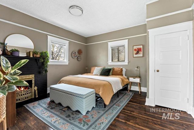 1615 Fillmore St, Caldwell, ID 83605