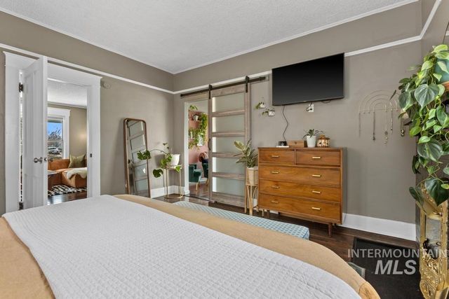 1615 Fillmore St, Caldwell, ID 83605