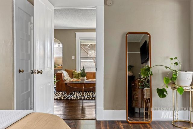 1615 Fillmore St, Caldwell, ID 83605