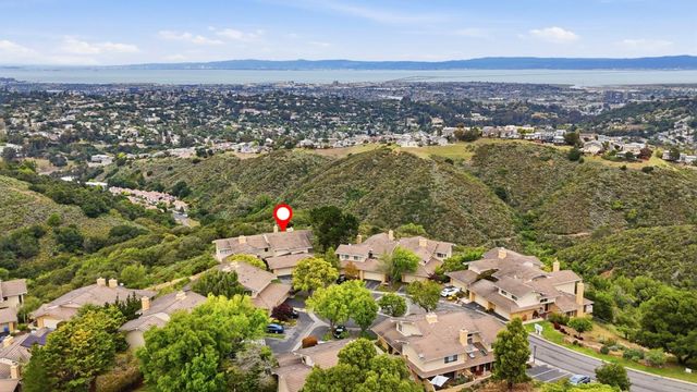 20 Trillium Lane, San Carlos, CA 94070