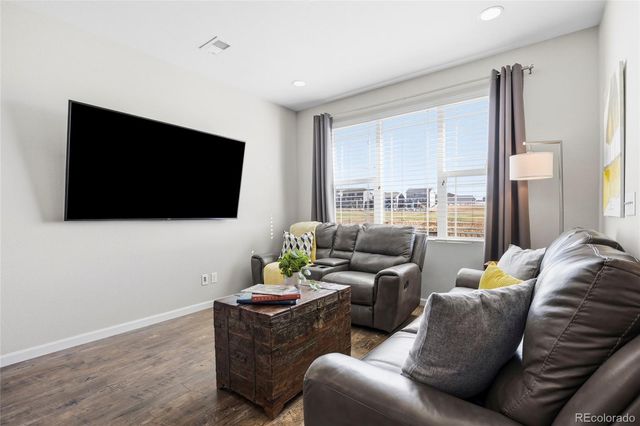 1797 S Buchanan Circle, Aurora, CO 80018