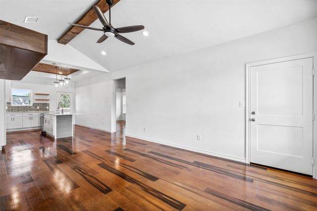 5718 barkridge Drive, Granbury, TX 76048