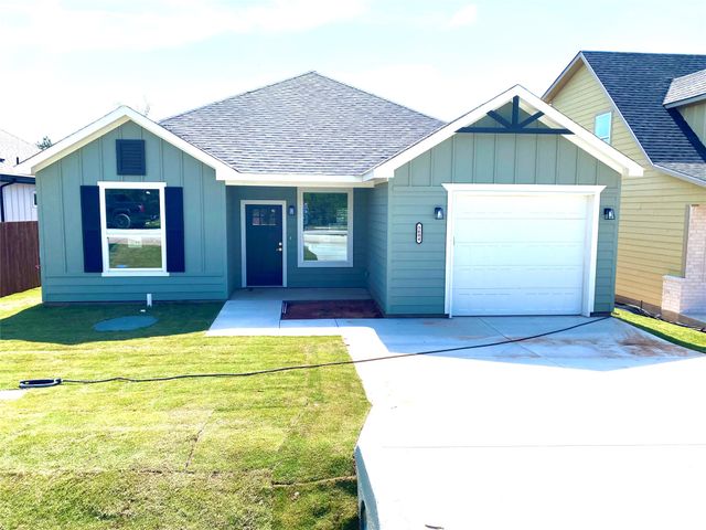 5718 barkridge Drive, Granbury, TX 76048