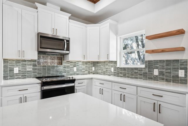5718 barkridge Drive, Granbury, TX 76048