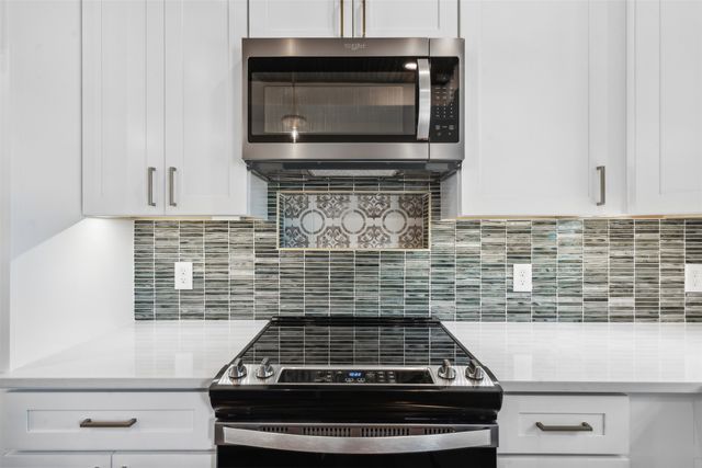 5718 barkridge Drive, Granbury, TX 76048
