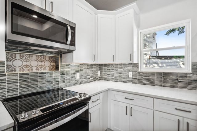 5718 barkridge Drive, Granbury, TX 76048