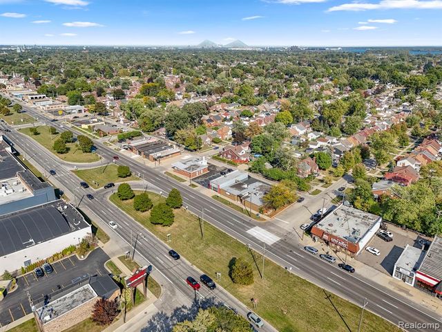 3769 Fort Street, Lincoln Park, MI 48146