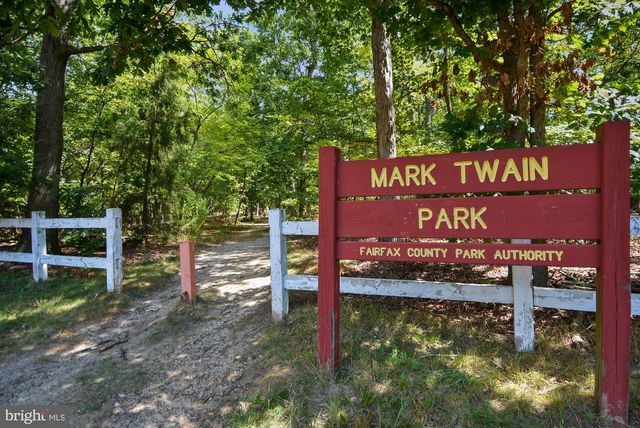 6562 KELSEY POINT CIR, Alexandria, VA 22315