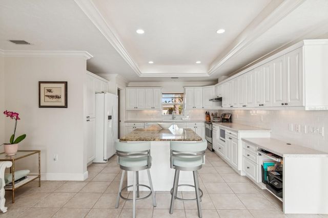 531 N SPOONBILL DRIVE, Sarasota, FL 34236