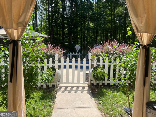 385 Minix Road, Sharpsburg, GA 30277