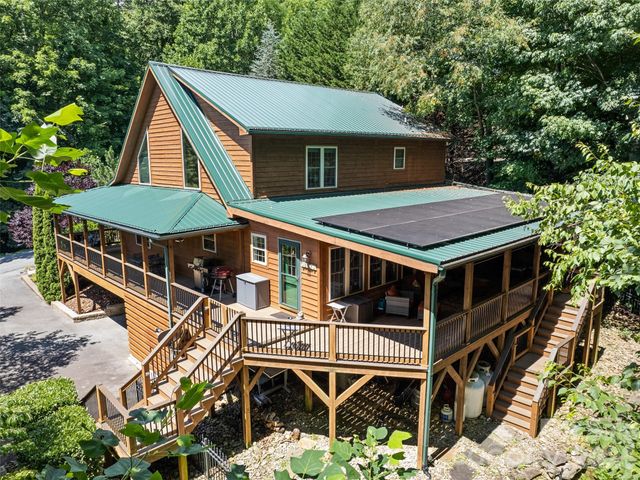612 Brannon Forest Drive, Waynesville, NC 28785