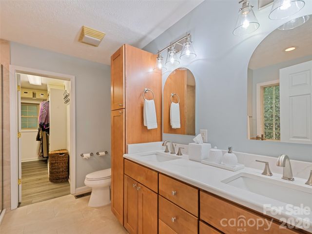 612 Brannon Forest Drive, Waynesville, NC 28785