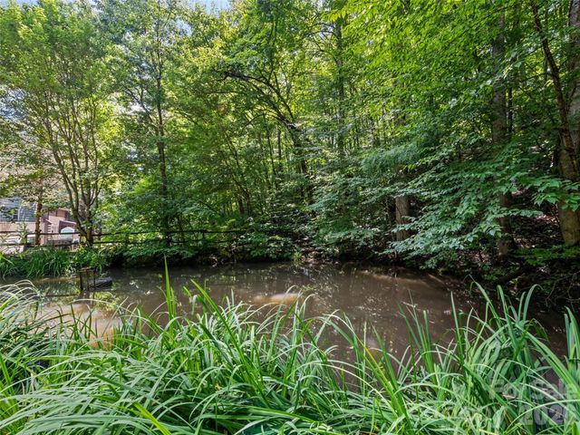 612 Brannon Forest Drive, Waynesville, NC 28785