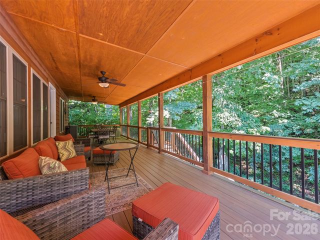 612 Brannon Forest Drive, Waynesville, NC 28785