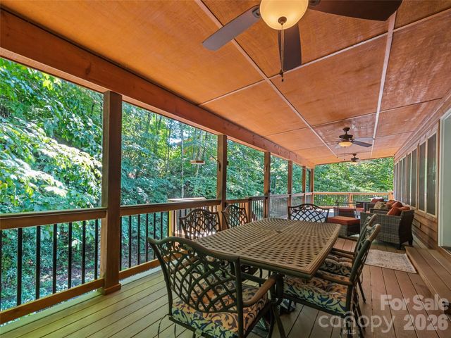 612 Brannon Forest Drive, Waynesville, NC 28785