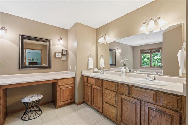 1257 Meadow Sweet Drive, Madison, WI 53719