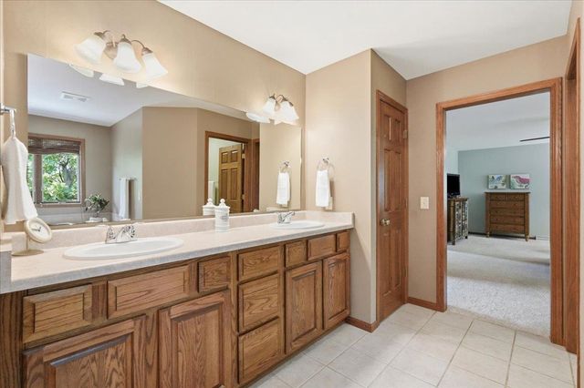 1257 Meadow Sweet Drive, Madison, WI 53719
