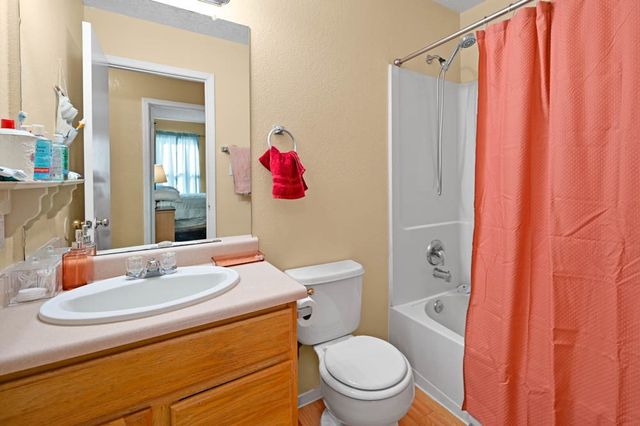 6028 Monte Azul Place, Santa Fe, NM 87507