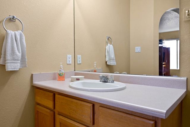 6028 Monte Azul Place, Santa Fe, NM 87507