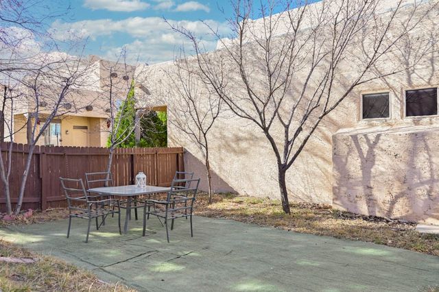 6028 Monte Azul Place, Santa Fe, NM 87507
