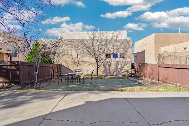 6028 Monte Azul Place, Santa Fe, NM 87507