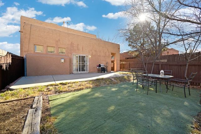 6028 Monte Azul Place, Santa Fe, NM 87507