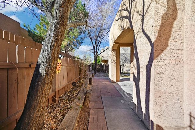 6028 Monte Azul Place, Santa Fe, NM 87507