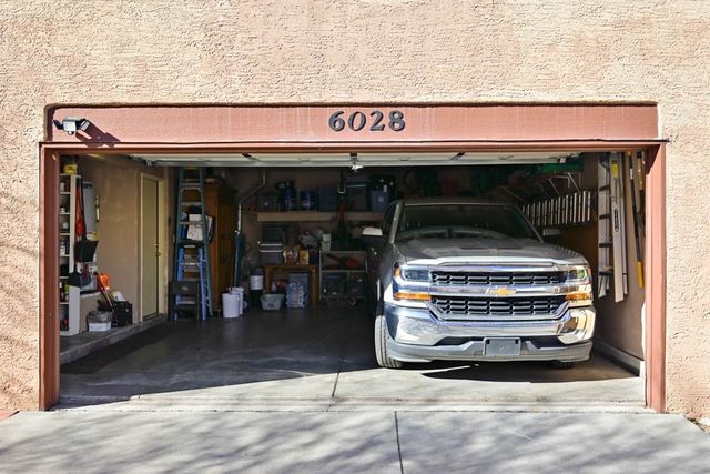 6028 Monte Azul Place, Santa Fe, NM 87507