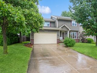 14663 Summit Drive, Clive, IA 50325