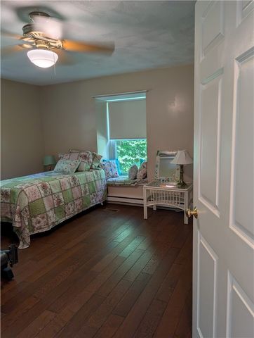 476 Central Pike, Scituate, RI 02857