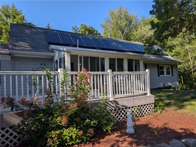 476 Central Pike, Scituate, RI 02857
