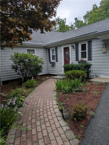 476 Central Pike, Scituate, RI 02857
