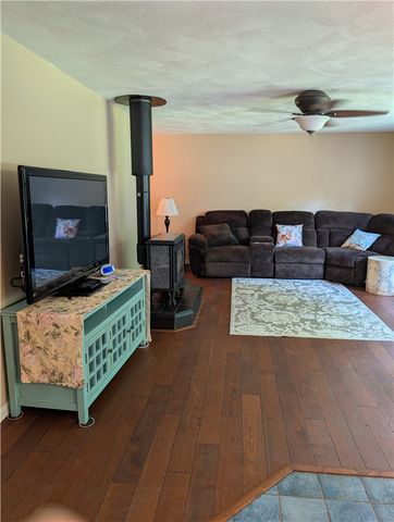 476 Central Pike, Scituate, RI 02857