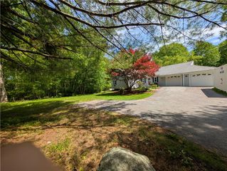 476 Central Pike, Scituate, RI 02857