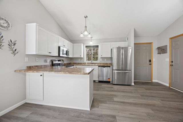508 23rd Avenue N, Sartell, MN 56377