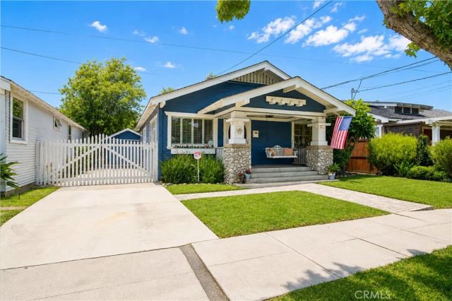 417 Orizaba, Long Beach, CA 90814