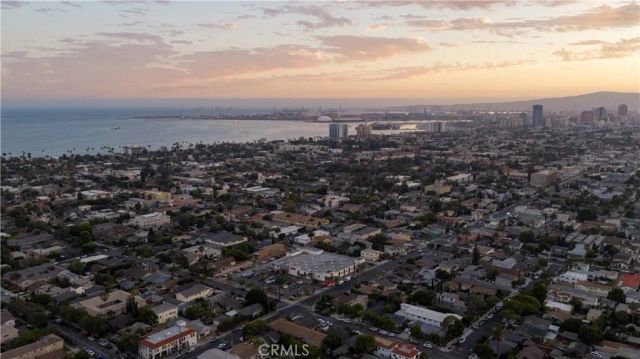 417 Orizaba, Long Beach, CA 90814