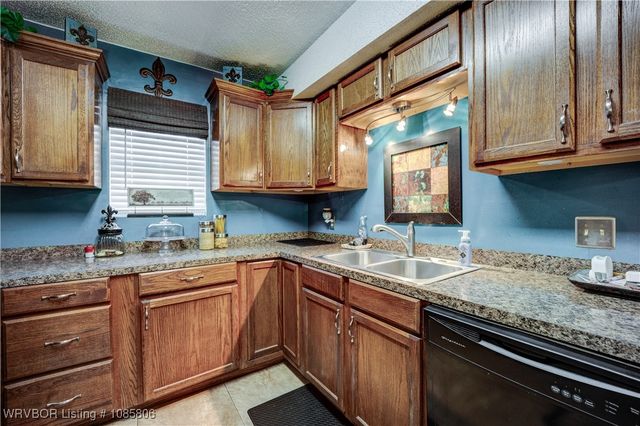 3218 Iola Avenue, Fort Smith, AR 72908