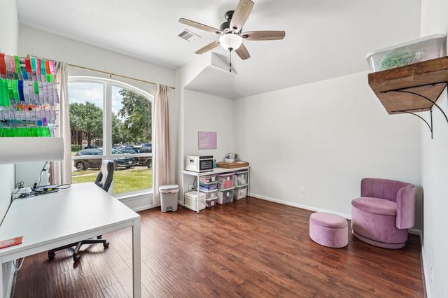 9806 Lynette Falls Drive, Houston, TX 77095
