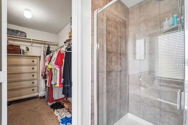 9806 Lynette Falls Drive, Houston, TX 77095