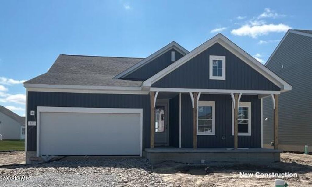 919 Darter Drive, Bowling Green, OH 43402