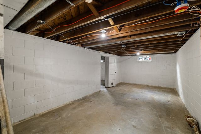 3928 11th Street, Des Moines, IA 50313