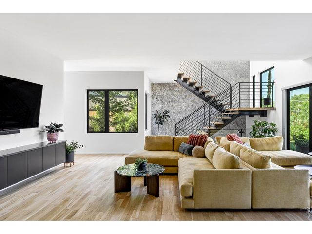 2885 Island Dr, Boulder, CO 80301