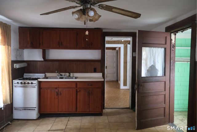 168 Boswell Avenue, Norwich, CT 06360