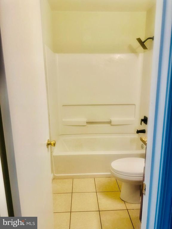 1547 KAREN BLVD, District Heights, MD 20747